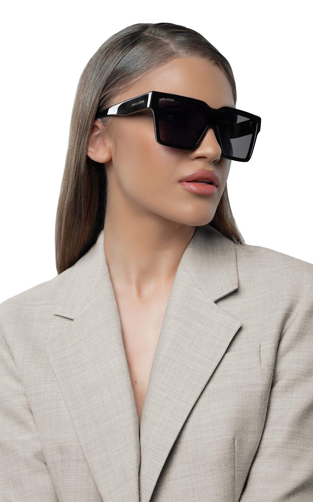 Acropolis / Black + Dark Black Lens.