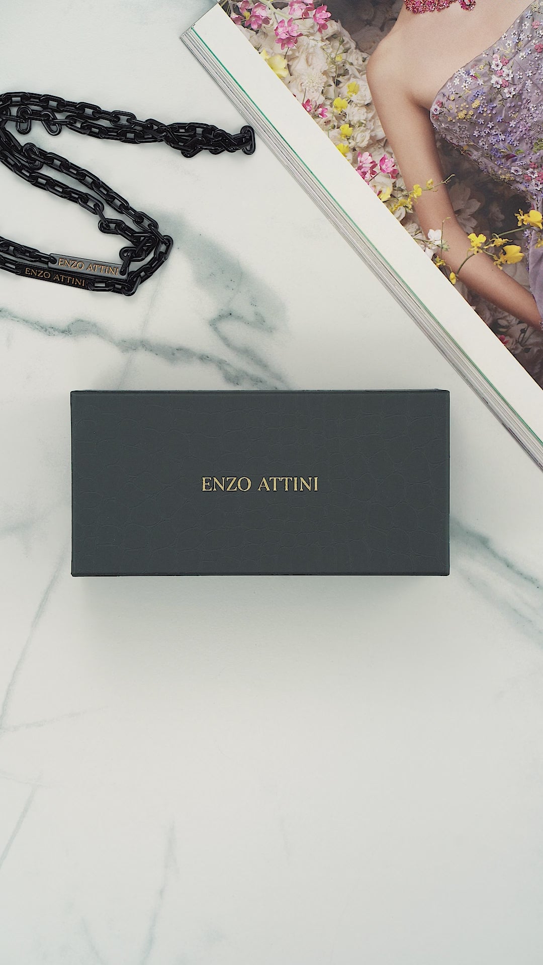 Acropolis / Black + Dark Black Lens.