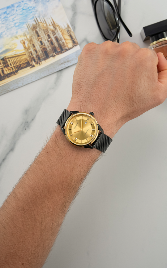 Piazza del Duomo, Milano ll / Swiss Movement