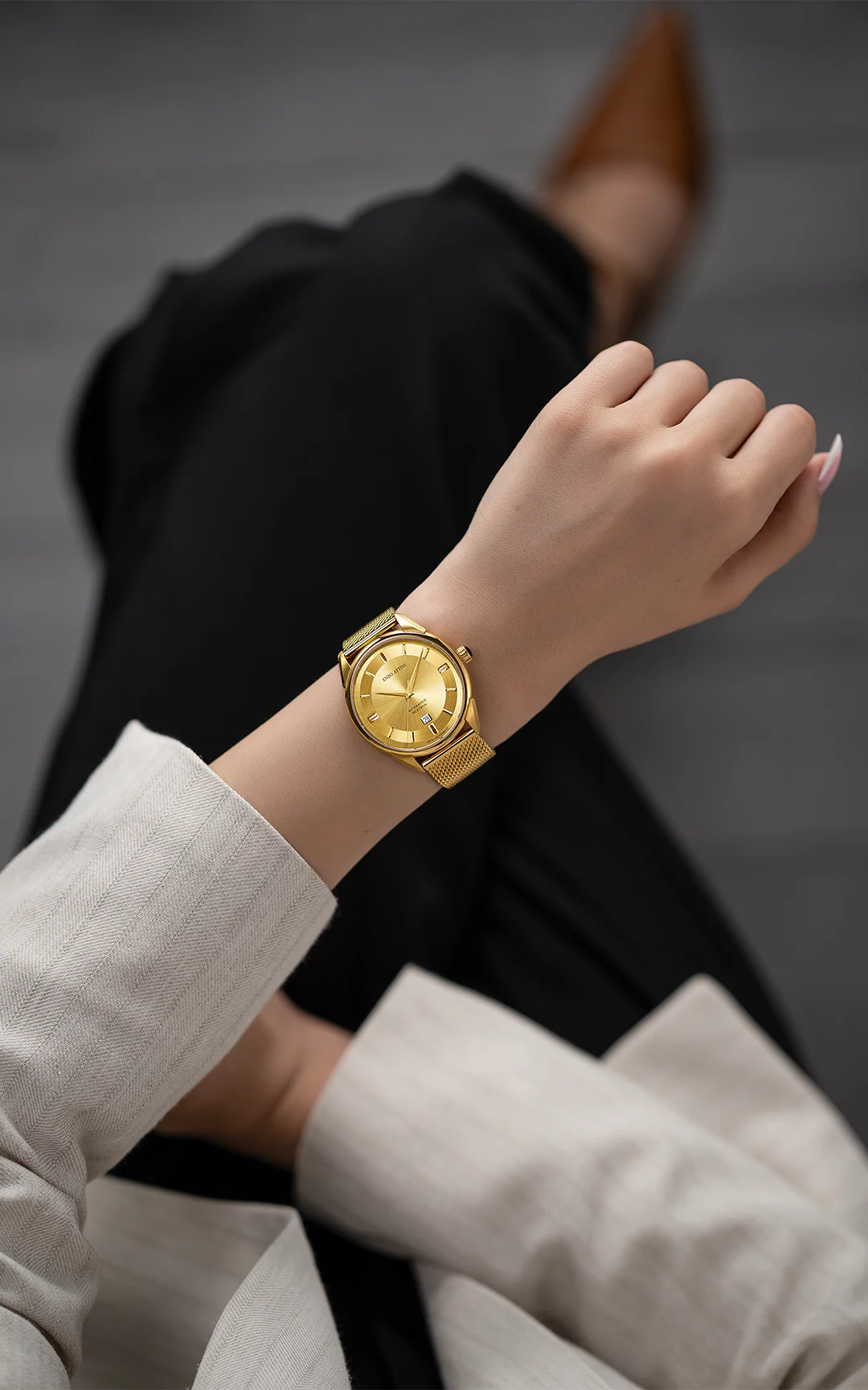 Val d'Orcia Automatic lll / Mesh Strap, Swiss Movement.