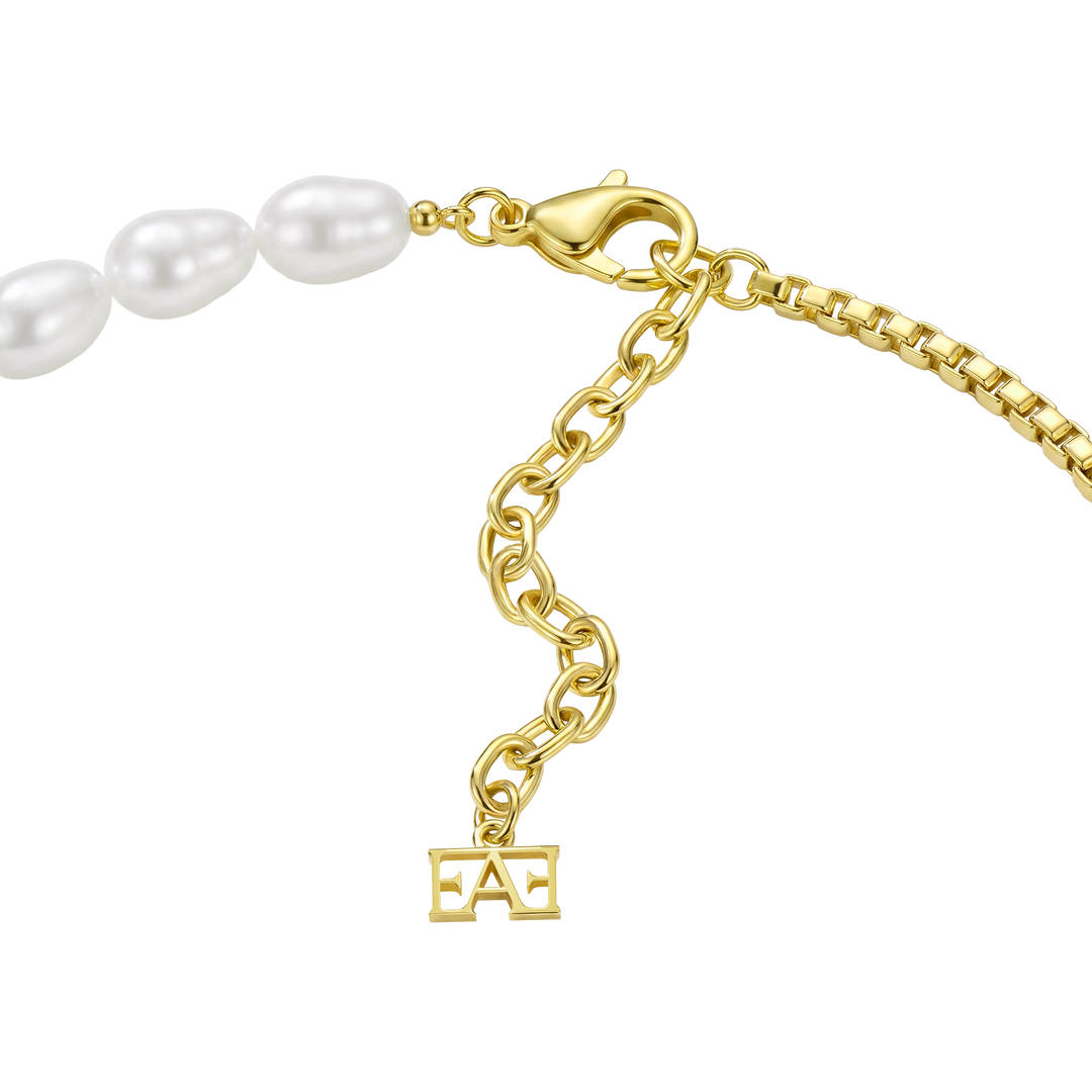 Icon Pearl Necklace.