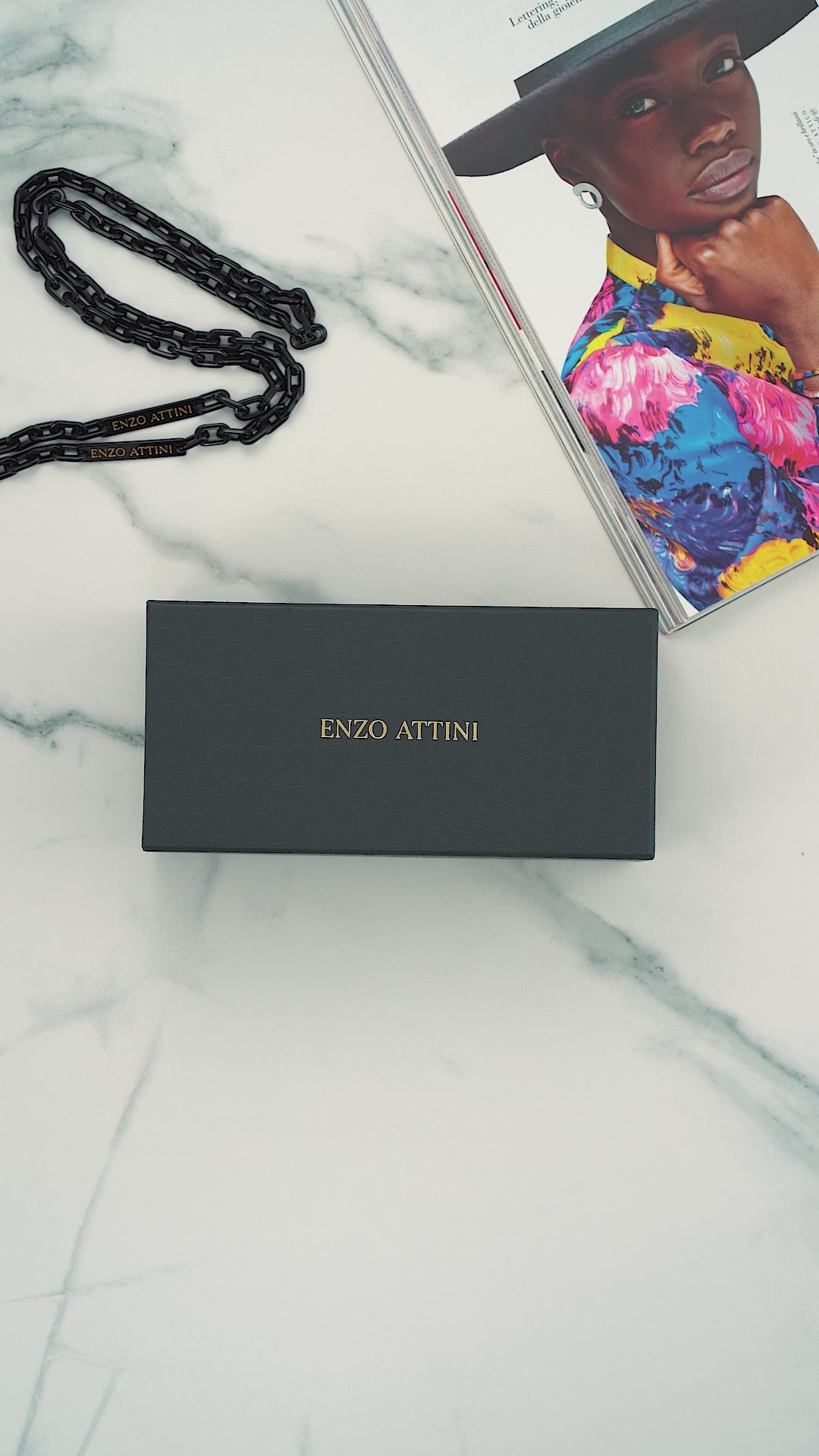 Eiffel Tower / Dark Black Lens.