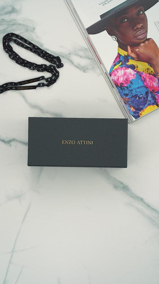 Eiffel Tower / Dark Black Lens.