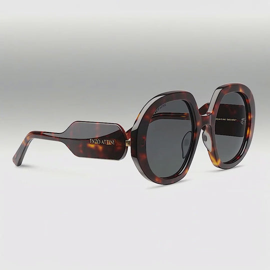 Lago di Garda / Tortoise Red + Black Lens.