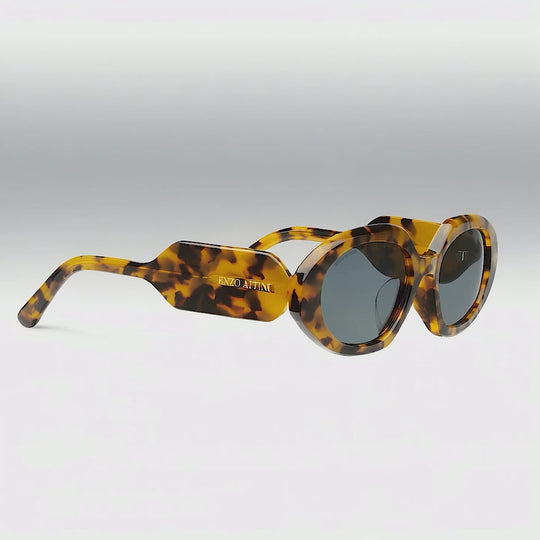 Piazza di Spagna / Tortoise Yellow + Dark Black Lens.